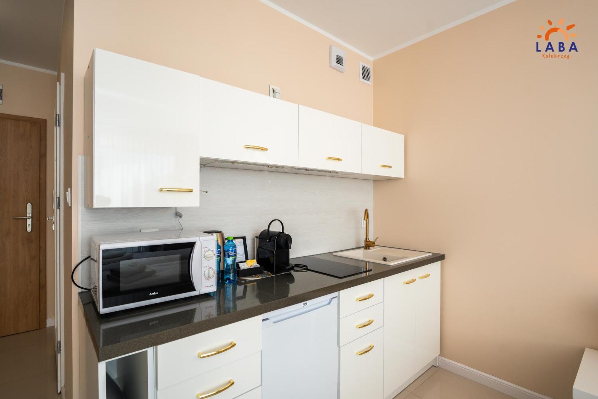 Laba Kolobrzeg Apartamenty Kasprowicza 20Ab Exterior photo